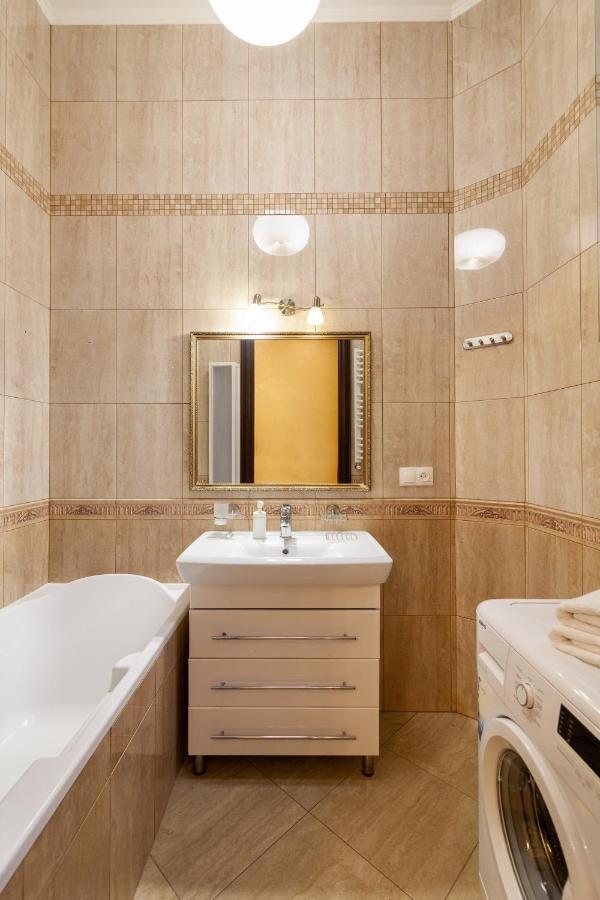 Alfa Apartments Levytskoho Lviv Kültér fotó