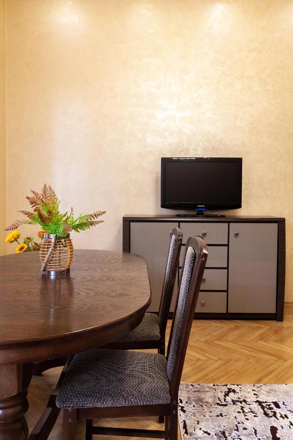 Alfa Apartments Levytskoho Lviv Kültér fotó