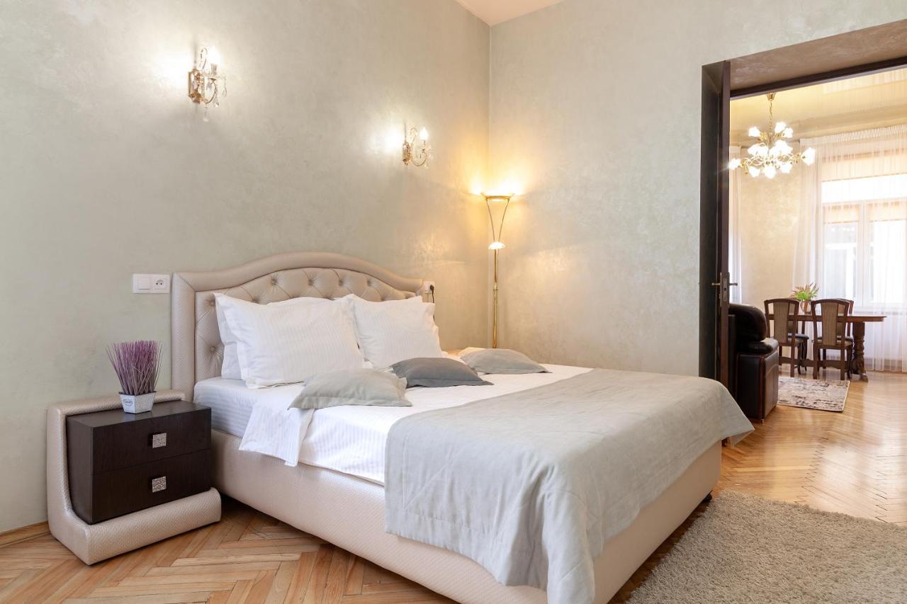 Alfa Apartments Levytskoho Lviv Kültér fotó
