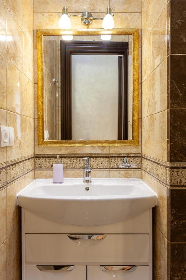 Alfa Apartments Levytskoho Lviv Kültér fotó